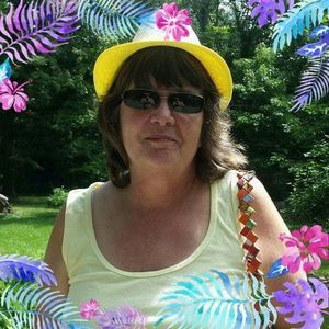 Meet your Posher, Deborah